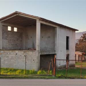 Rustico/Casale In Vendita a Colle Umberto