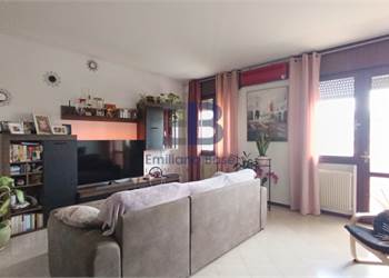 Appartamento In Vendita a Colle Umberto