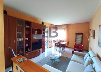 Appartamento In Vendita a Colle Umberto